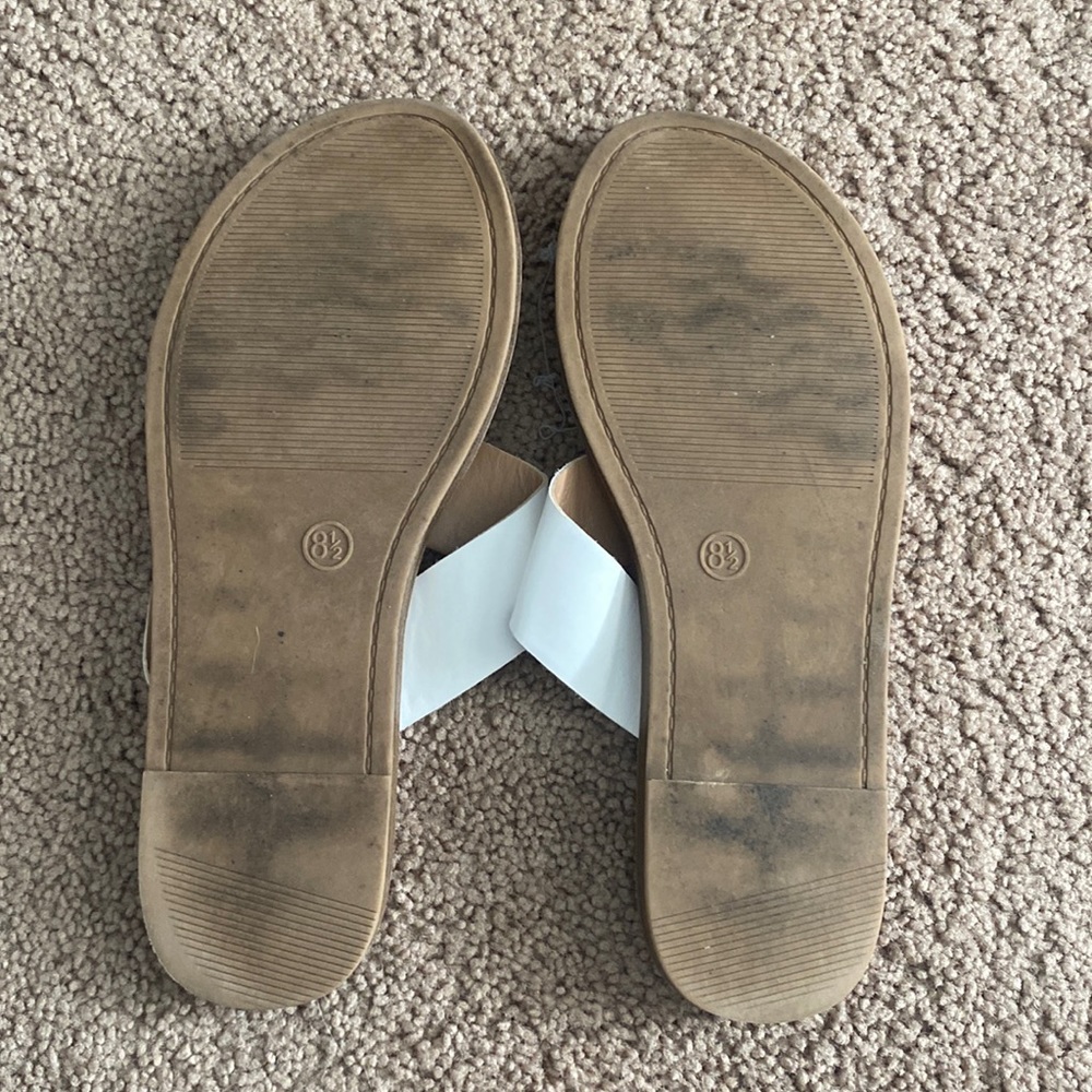 SANDALS🤍 - Picture 2 of 2